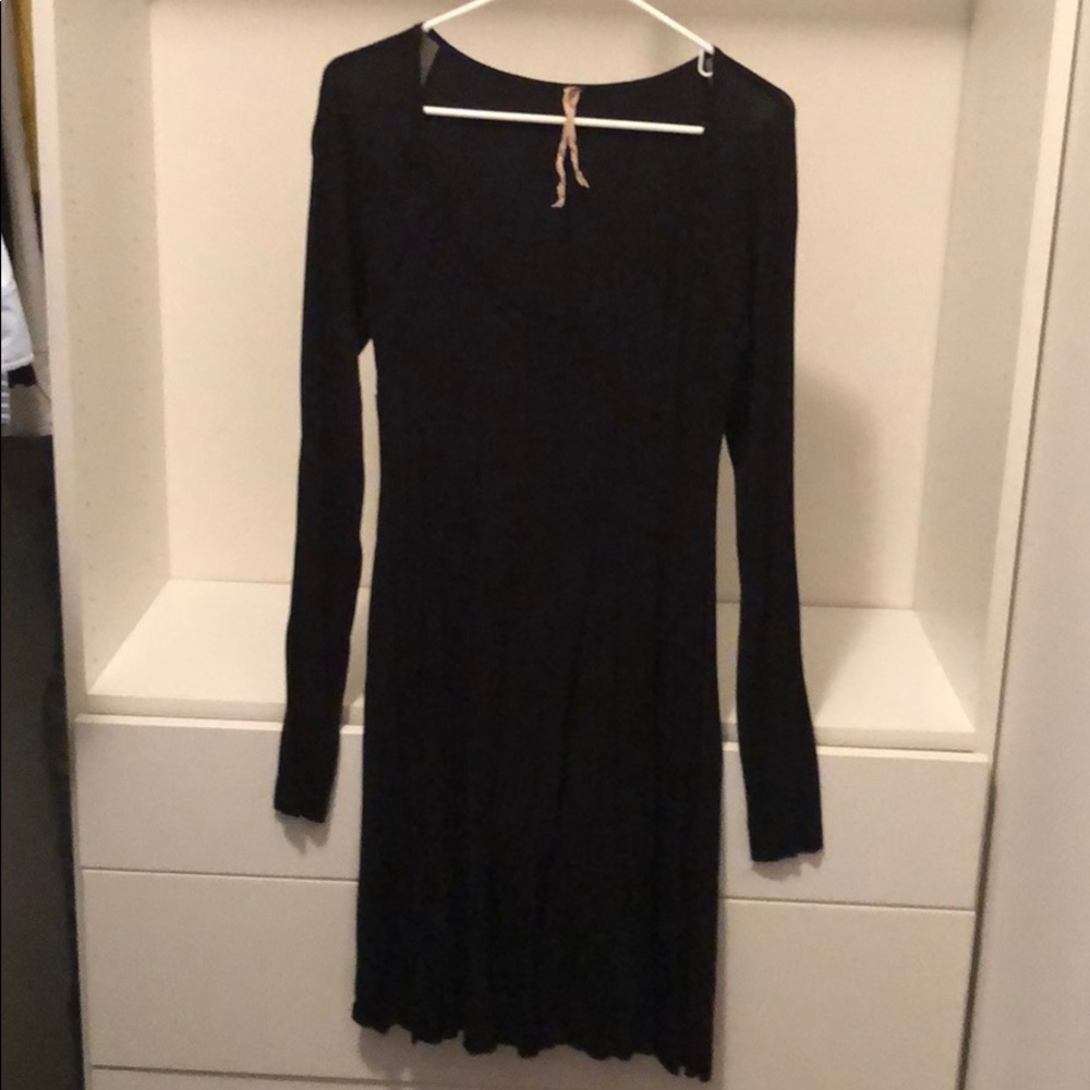 Bailey 44 long sleeve light weight dress.